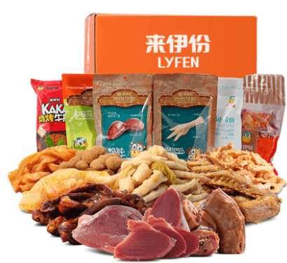 来伊份零食大礼包一箱组合